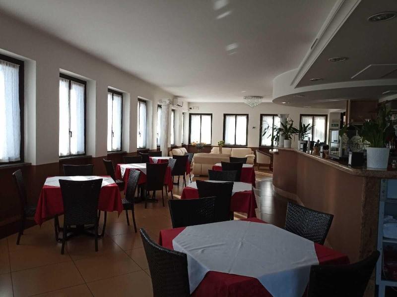 Hotel Socrate Lavena Ponte Tresa Extérieur photo
