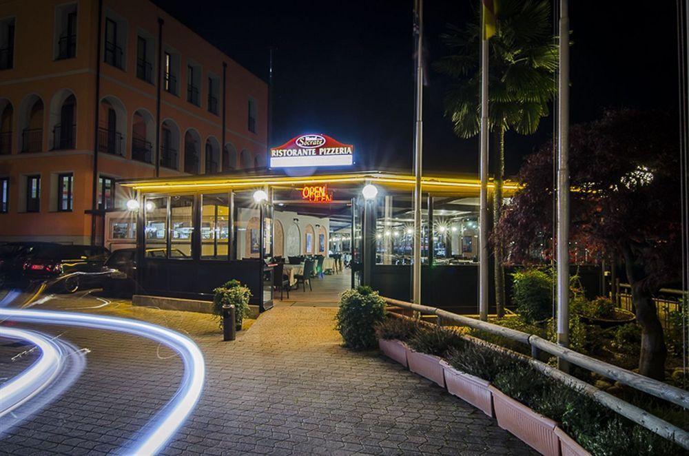 Hotel Socrate Lavena Ponte Tresa Extérieur photo